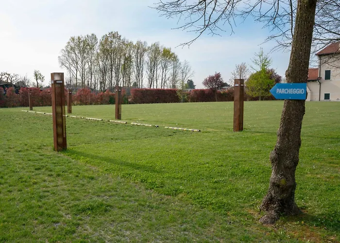 Cattarin בית הארחה